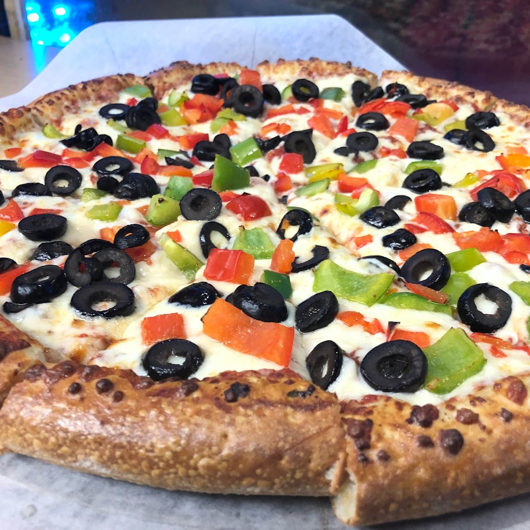 Yum Yum Pizza 1